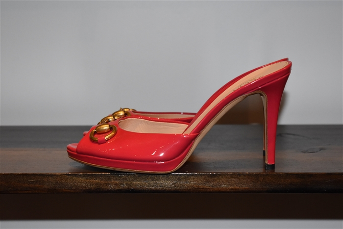 Vibrant Pink Gucci Mules, size 6.5