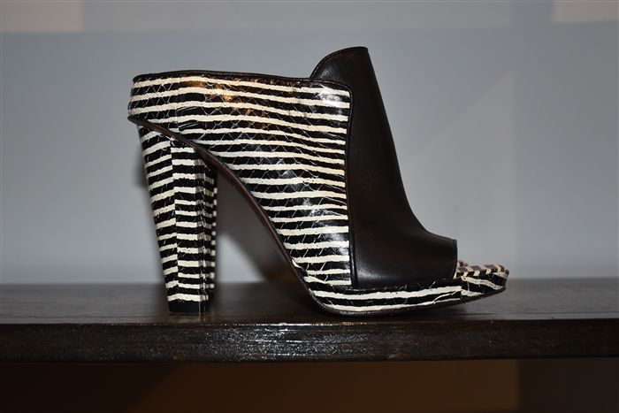 Black & White Derek Lam - 10 Crosby Mules, size 7