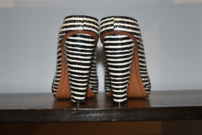 Black & White Derek Lam - 10 Crosby Mules, size 7