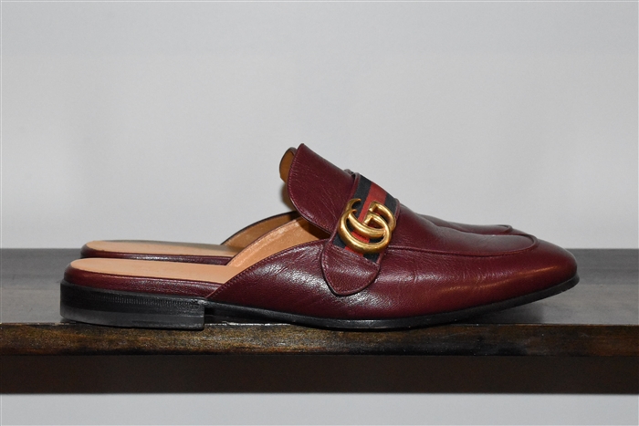 Burgundy Gucci Mules, size 10
