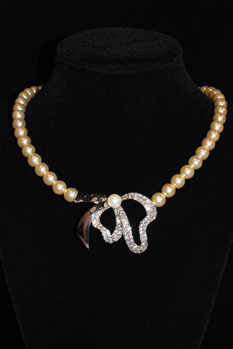 Champagne Nina Ricci - Vintage Necklace, size O/S