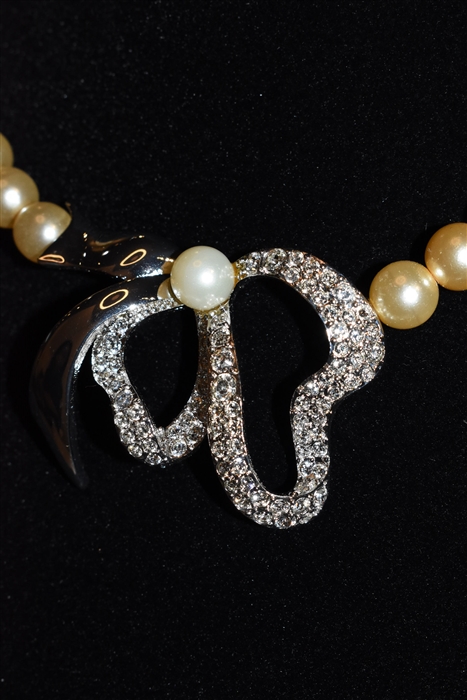 Champagne Nina Ricci - Vintage Necklace, size O/S