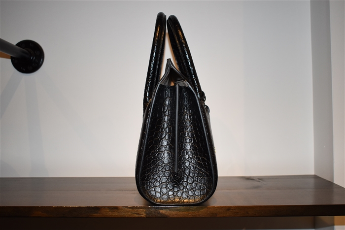 Black Leather Alexander McQueen Satchel, size S