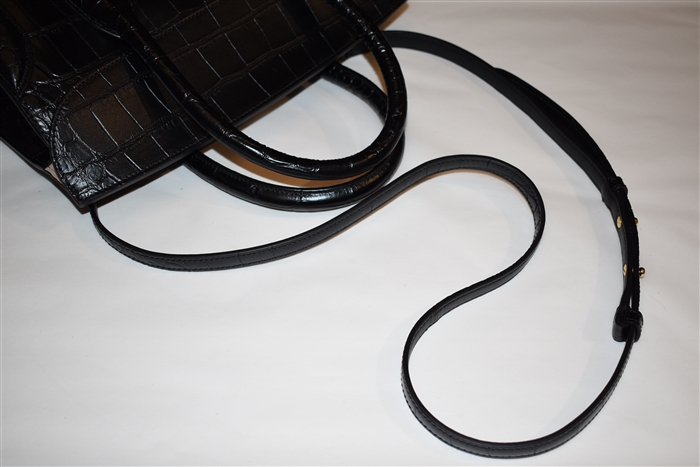 Black Leather Alexander McQueen Satchel, size S