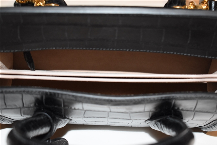 Black Leather Alexander McQueen Satchel, size S
