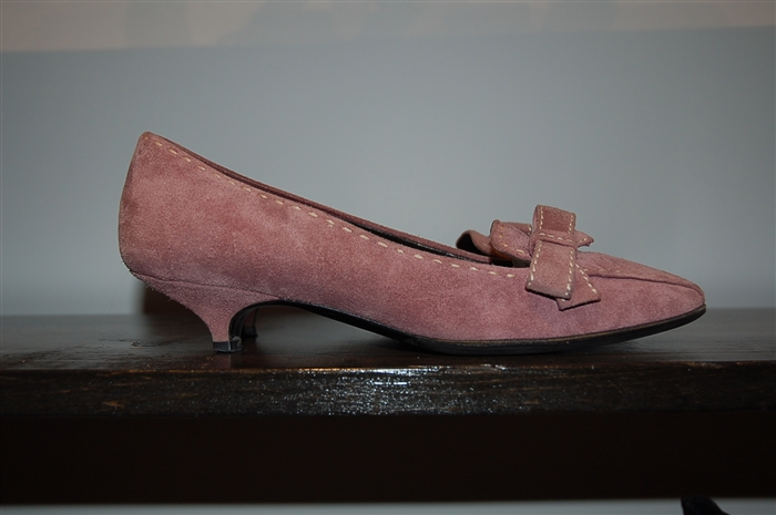 Dusty Rose Prada Kitten Heels, size 8