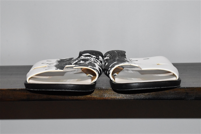 Black & White Hermes Sandal, size 8