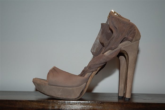 Taupe Fendi Sandal, size 7.5