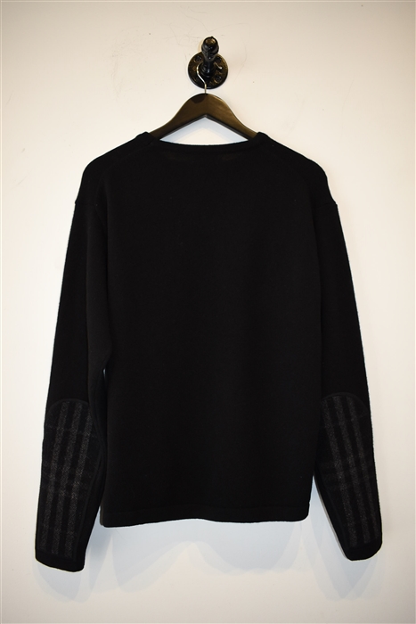 Basic Black Burberry Pullover, size S