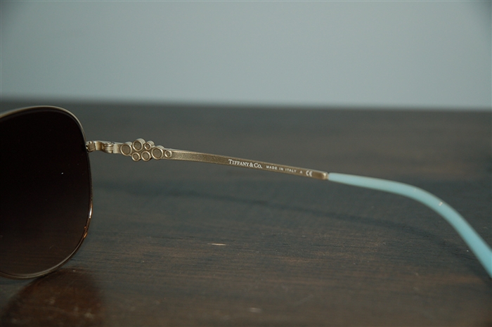 Gold Tiffany & Co Sunglasses, size O/S