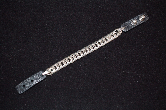 Aged Steel Jenny Bird Bracelet, size O/S