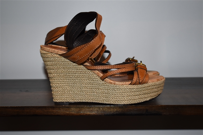 Oak Burberry Wedge, size 8