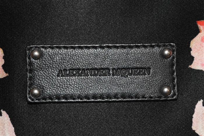 Floral Alexander McQueen Clutch, size M
