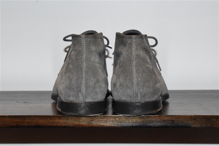 Stone Tod's Desert Boot, size 9