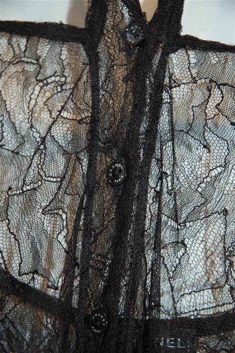 Black Lace Chanel Sleeveless, size 6