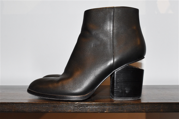 Black Leather Alexander Wang Ankle Boots, size 9