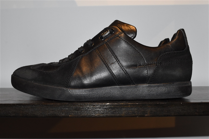 Black Leather Dior Sneaker, size 9