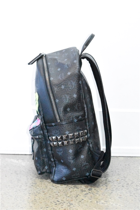 Black Leather MCM Backpack, size L