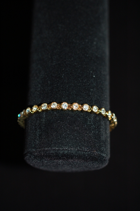 Gold Nina Ricci Bracelet, size O/S