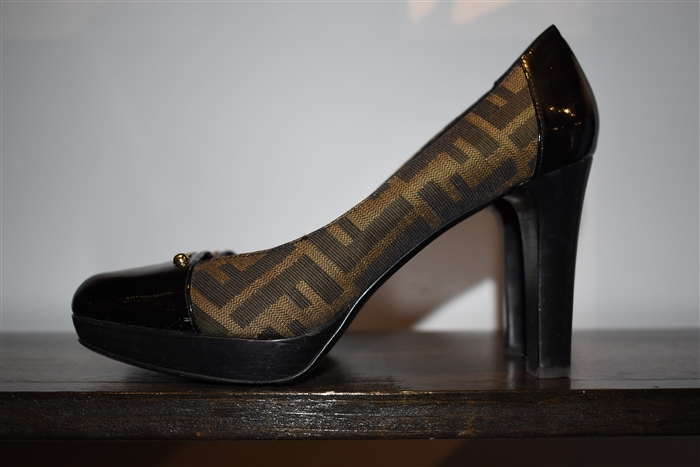 Black & Brown Fendi Pumps, size 9