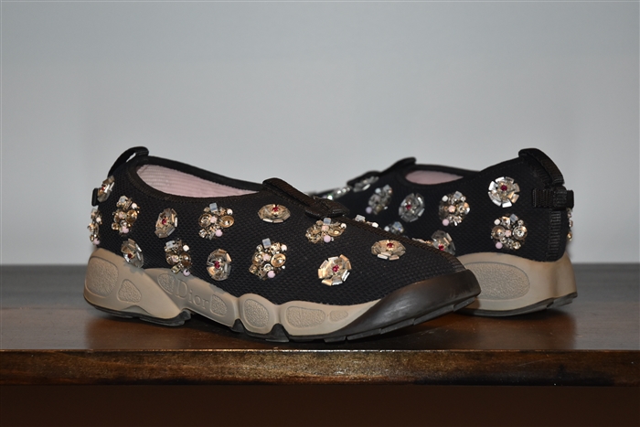 Black Dior Sneaker, size 6