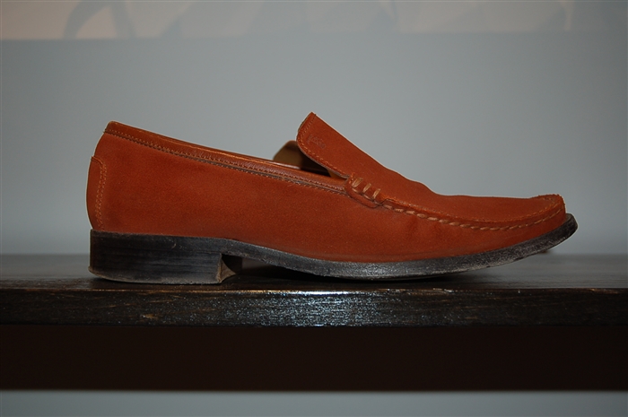 Rich Brown Tod's Loafer, size 8.5