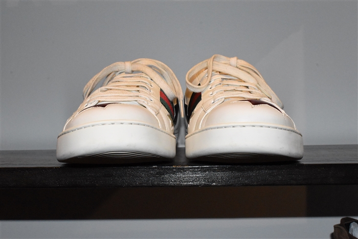 White Leather Gucci Sneaker, size 13