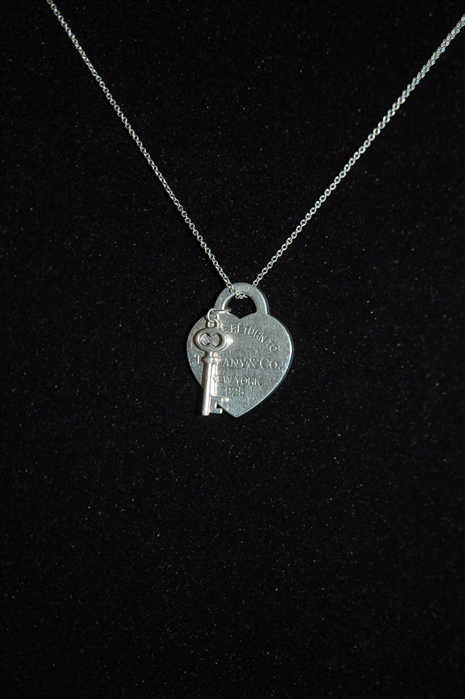 Sterling Silver Tiffany & Co Necklace, size O/S
