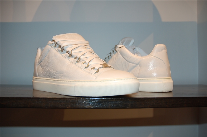 Off-White Balenciaga High-Top Sneakers, size 7