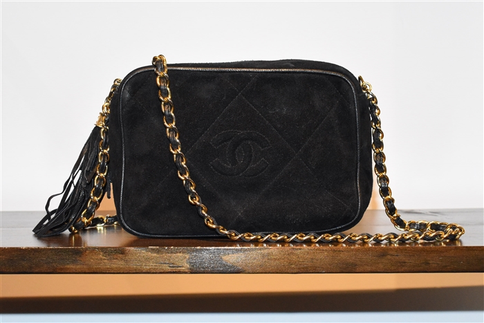 Black Suede Chanel - Vintage Shoulder Bag, size S