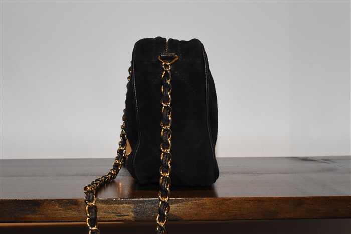 Black Suede Chanel - Vintage Shoulder Bag, size S