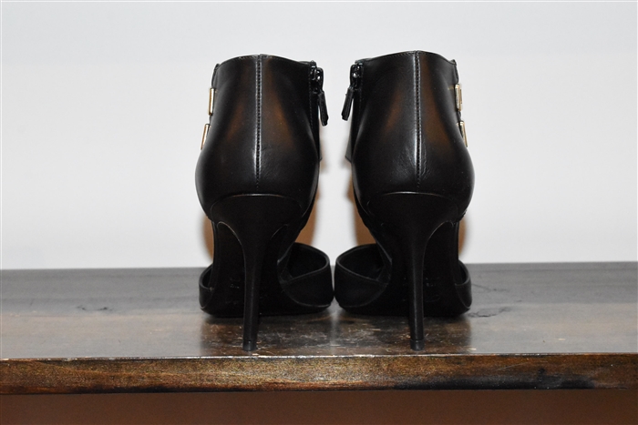 Black Leather Roger Vivier Pumps, size 8