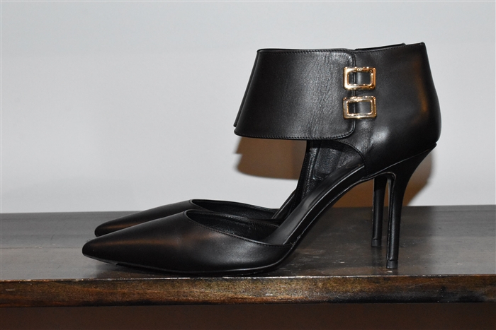 Black Leather Roger Vivier Pumps, size 8