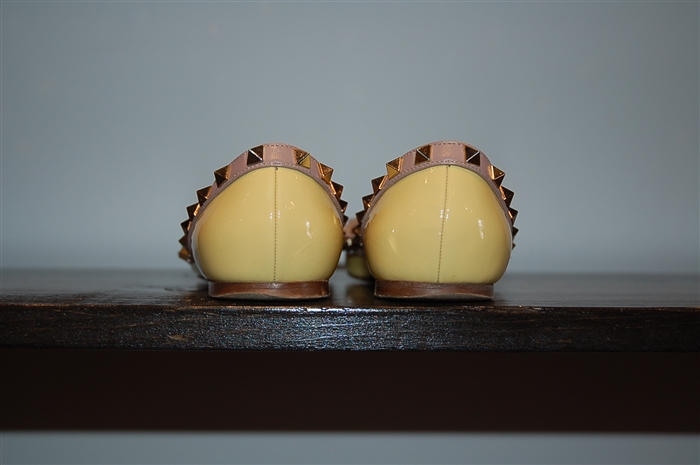 Sunshine Yellow Valentino Flats, size 6.5