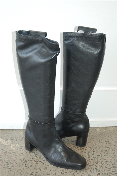 Black Leather Stuart Weitzman Boots, size 7