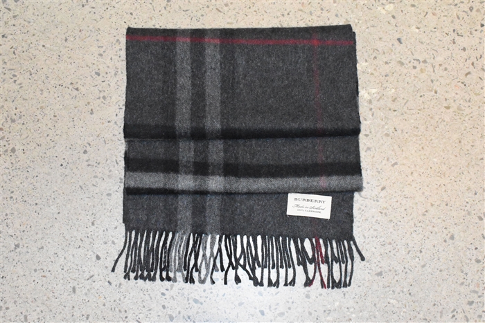 Gray Check Burberry Scarf, size O/S
