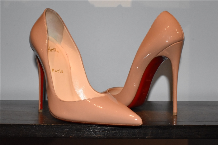 Beige Christian Louboutin Pumps, size 8