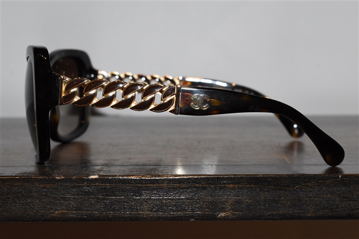 Tortoise Shell Chanel Sunglasses, size O/S