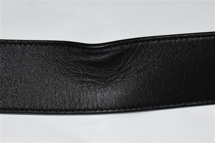 Black Leather Gucci Belt, size M