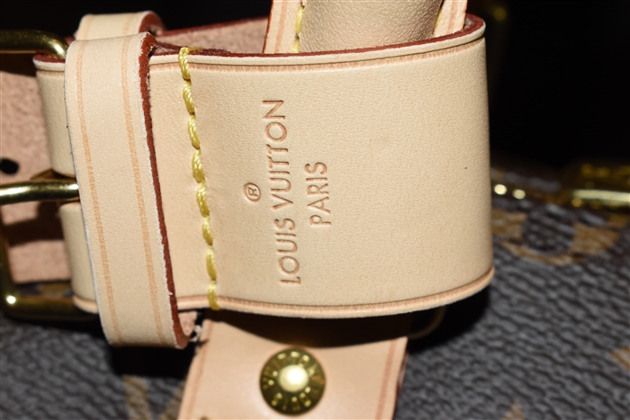Monogram Louis Vuitton Duffle, size L