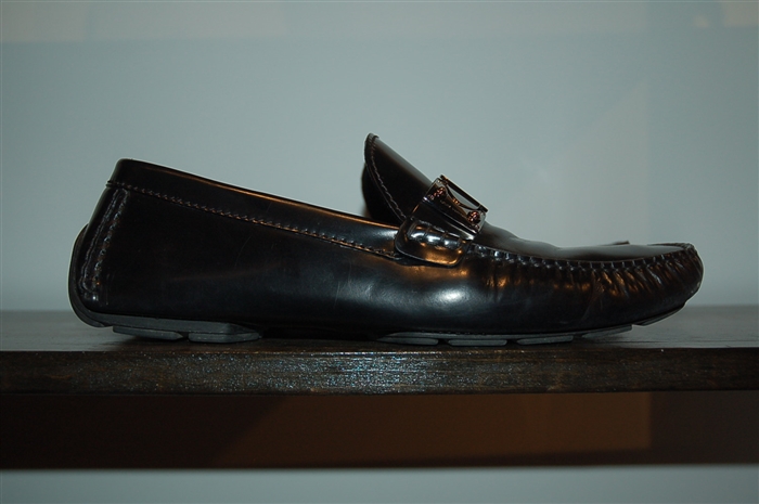 Black Leather Louis Vuitton Moccasin, size 11.5