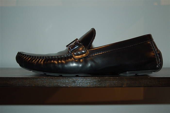 Black Leather Louis Vuitton Moccasin, size 11.5