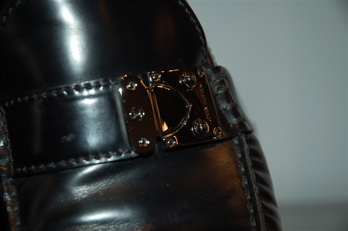 Black Leather Louis Vuitton Moccasin, size 11.5