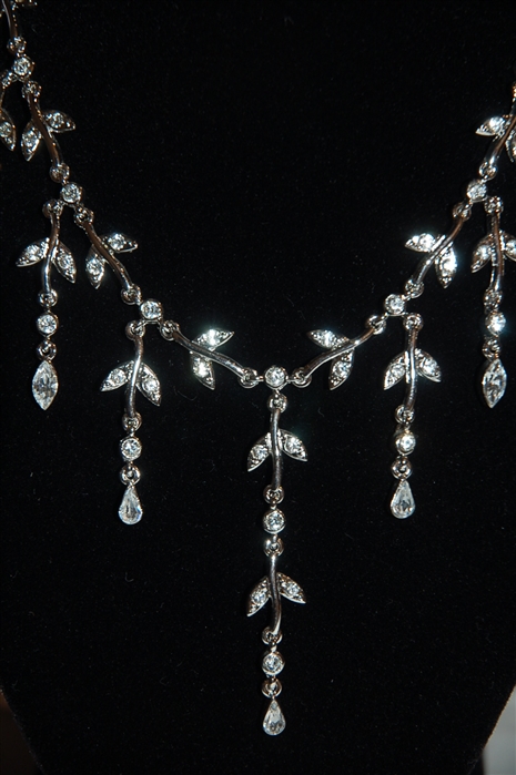 Rhodium Nina Ricci Necklace, size O/S