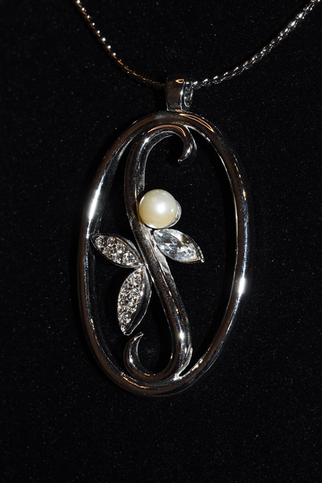 Rhodium Nina Ricci - Vintage Necklace, size O/S
