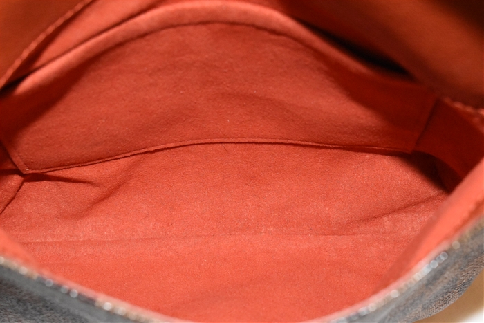 Damier Louis Vuitton Shoulder Bag, size S