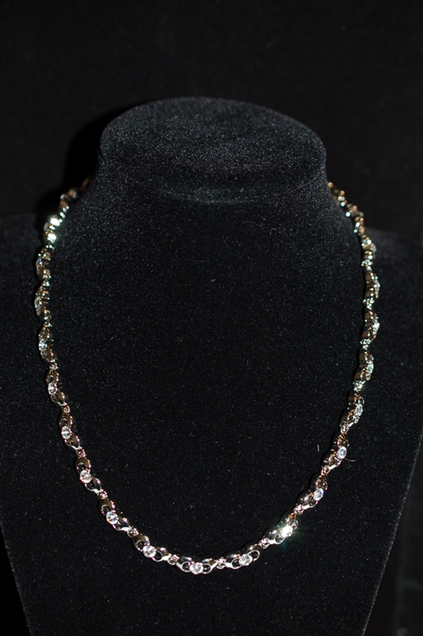 Rhodium Nina Ricci Necklace, size O/S