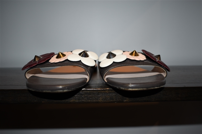 Dark Taupe Fendi Slides, size 8