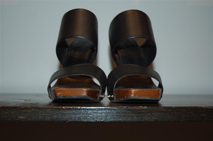 Black Leather Chanel Sandal, size 8