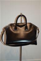 Black Leather Givenchy Satchel, size M